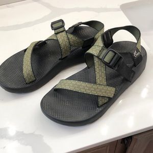 Chaco Sandals Mens size 10
